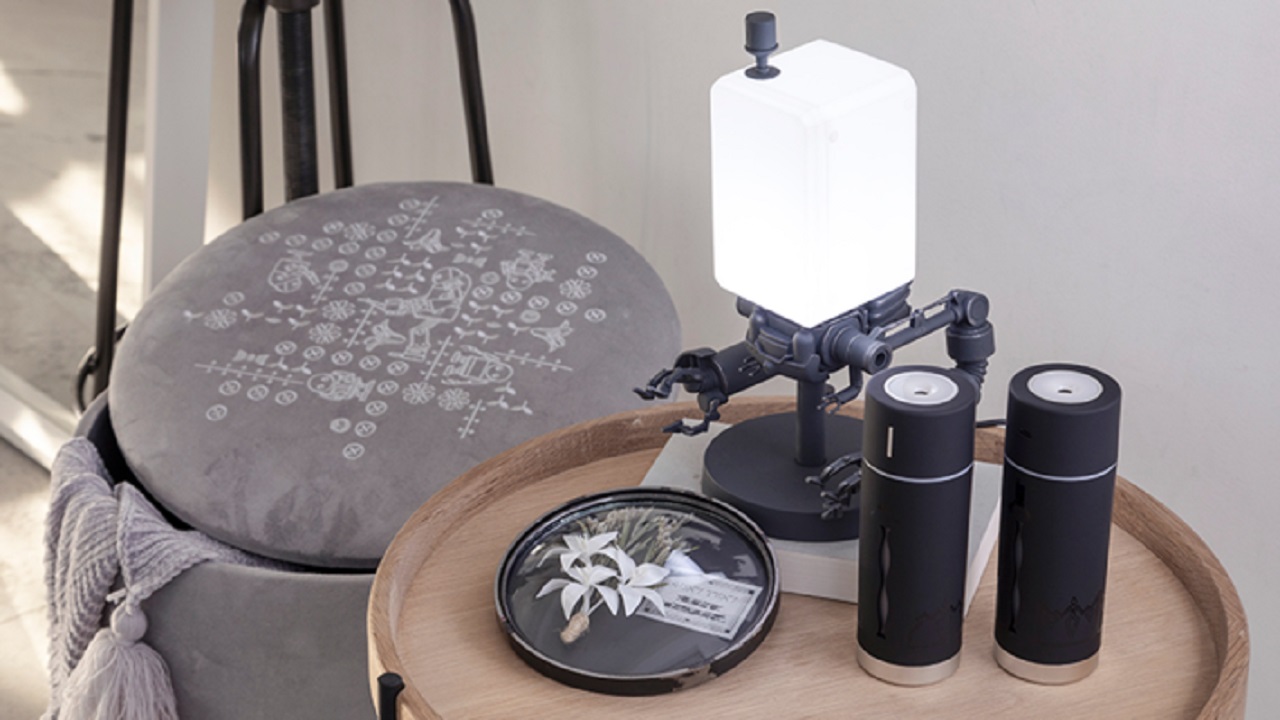 #NieR Automata: Die Pod-Lampe bringt Licht ins Dunkle – dieses und weiteres neues Merchandise